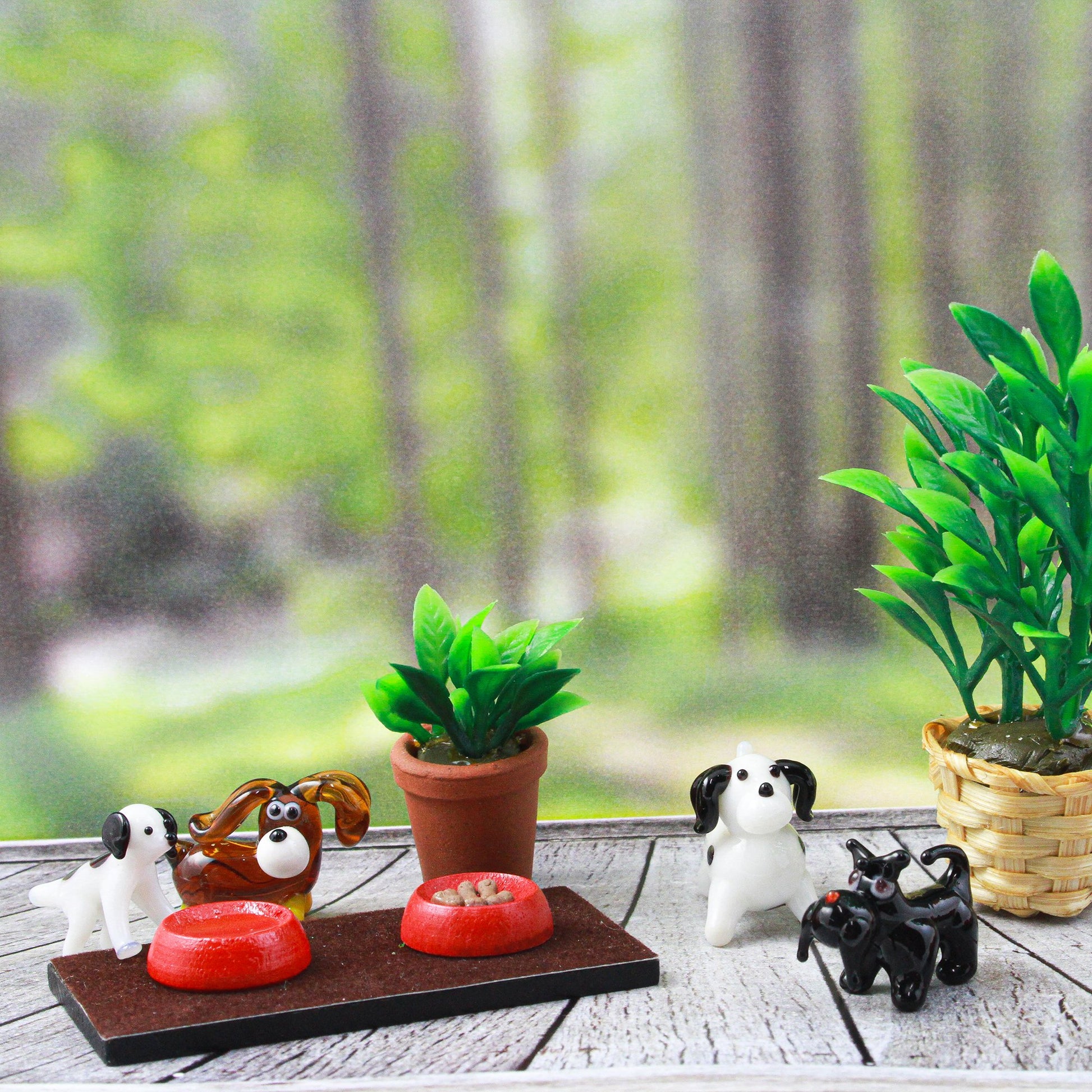 LookingGlass Dogs Set Minature Glass Collectibles lifestyle shot