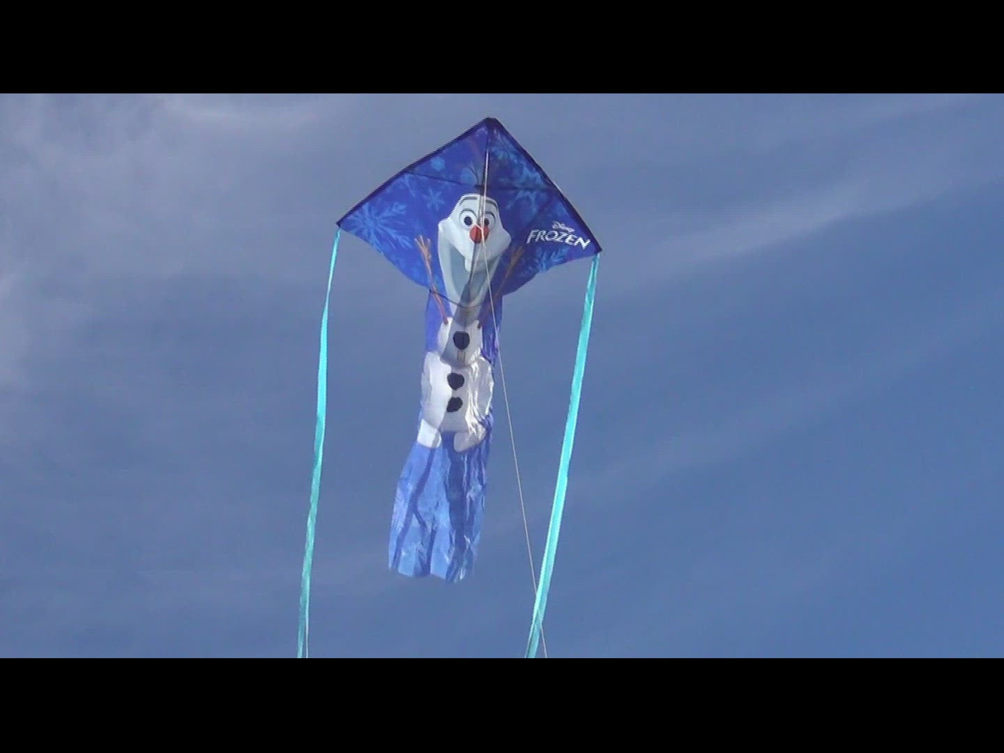 windnsun olaf nylon kite flying video