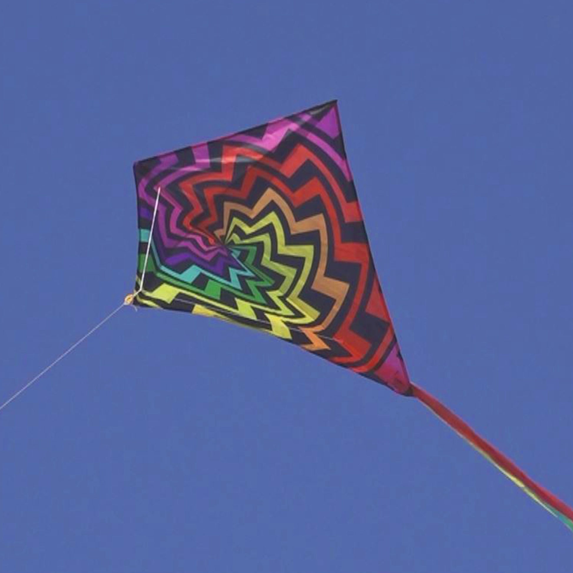windnsun winddiamond spiral nylon kite flying
