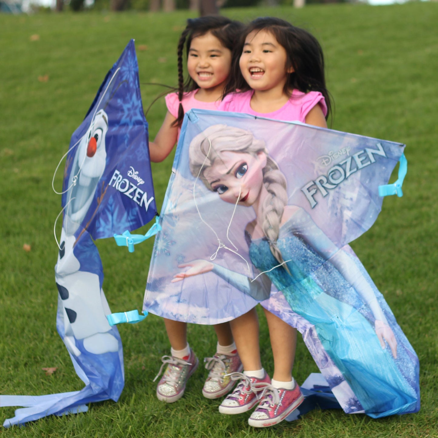 WindNSun BreezyFliers 57 Frozen Olaf + X Kites SuperSled Frozen 2 Nylon Kite Bundle lifestyle shot
